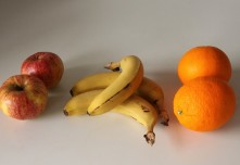 ヨガ業界に見るコミュニケーションツールのトレンド